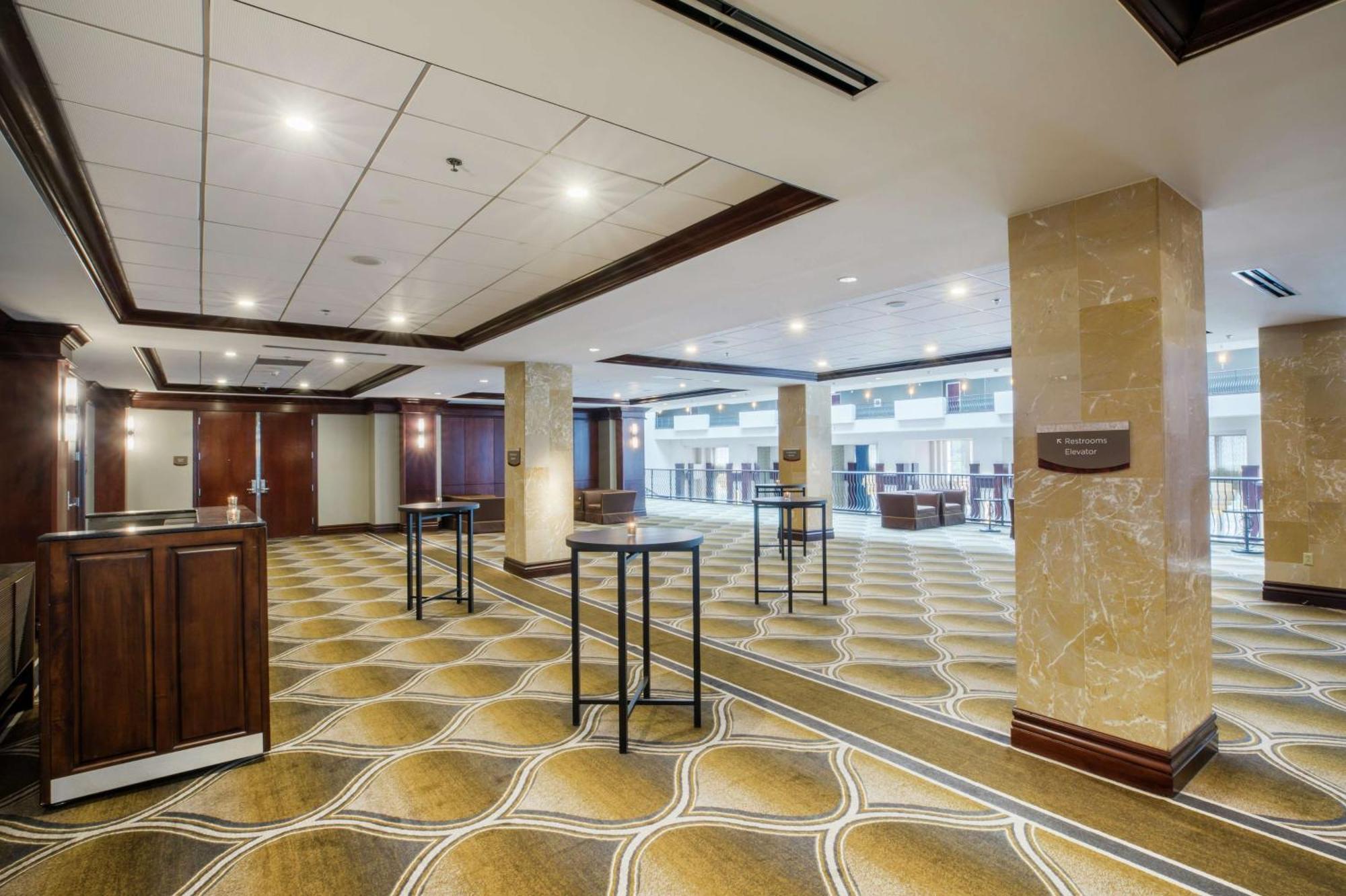 Hilton Nashville Downtown Exterior photo